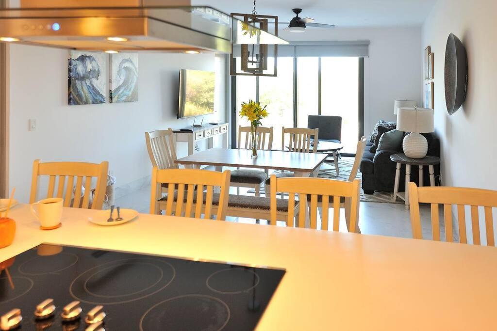 Great Location 2Bd 2Bth Walking Distance To Medano Apartman Cabo San Lucas Kültér fotó